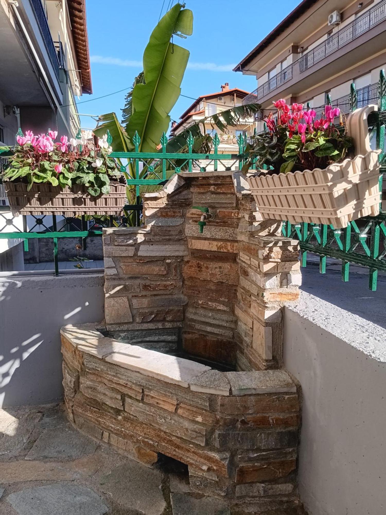 Stone House - Bike Friendly Home Edessa Exterior foto